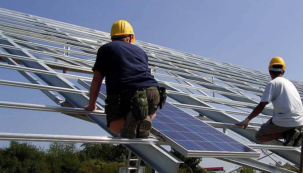 Implementation technology for photovoltaic installation projects